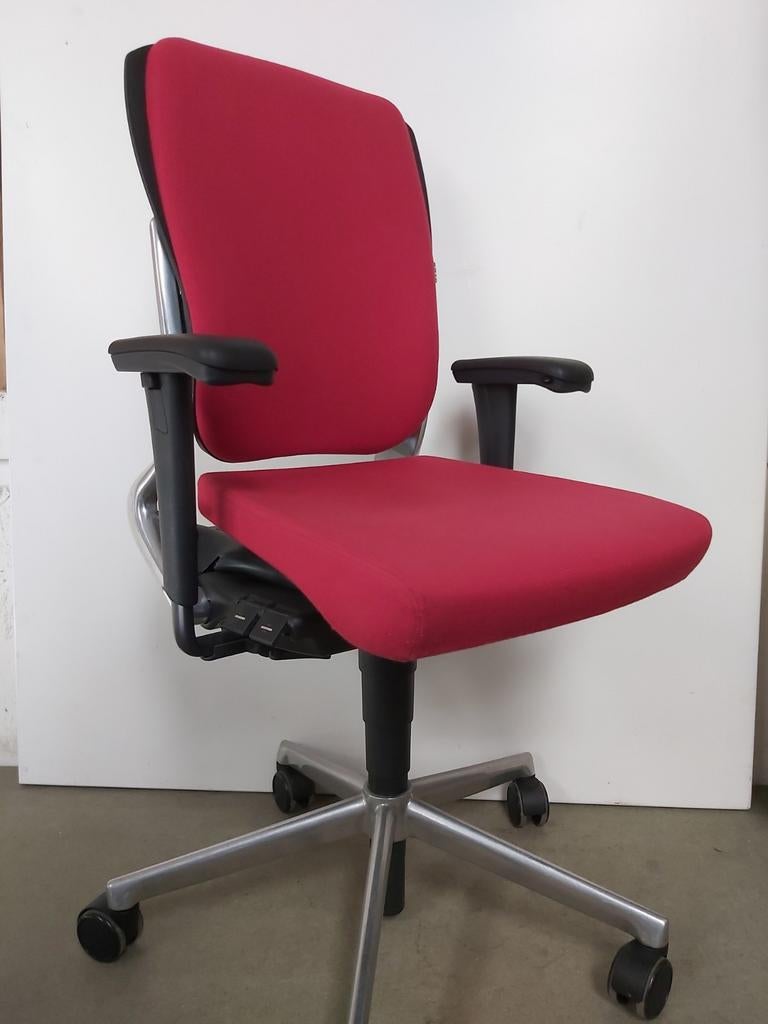 Ahrend model 230, Ophalen, Gebruikt, Bureaustoel, Rood