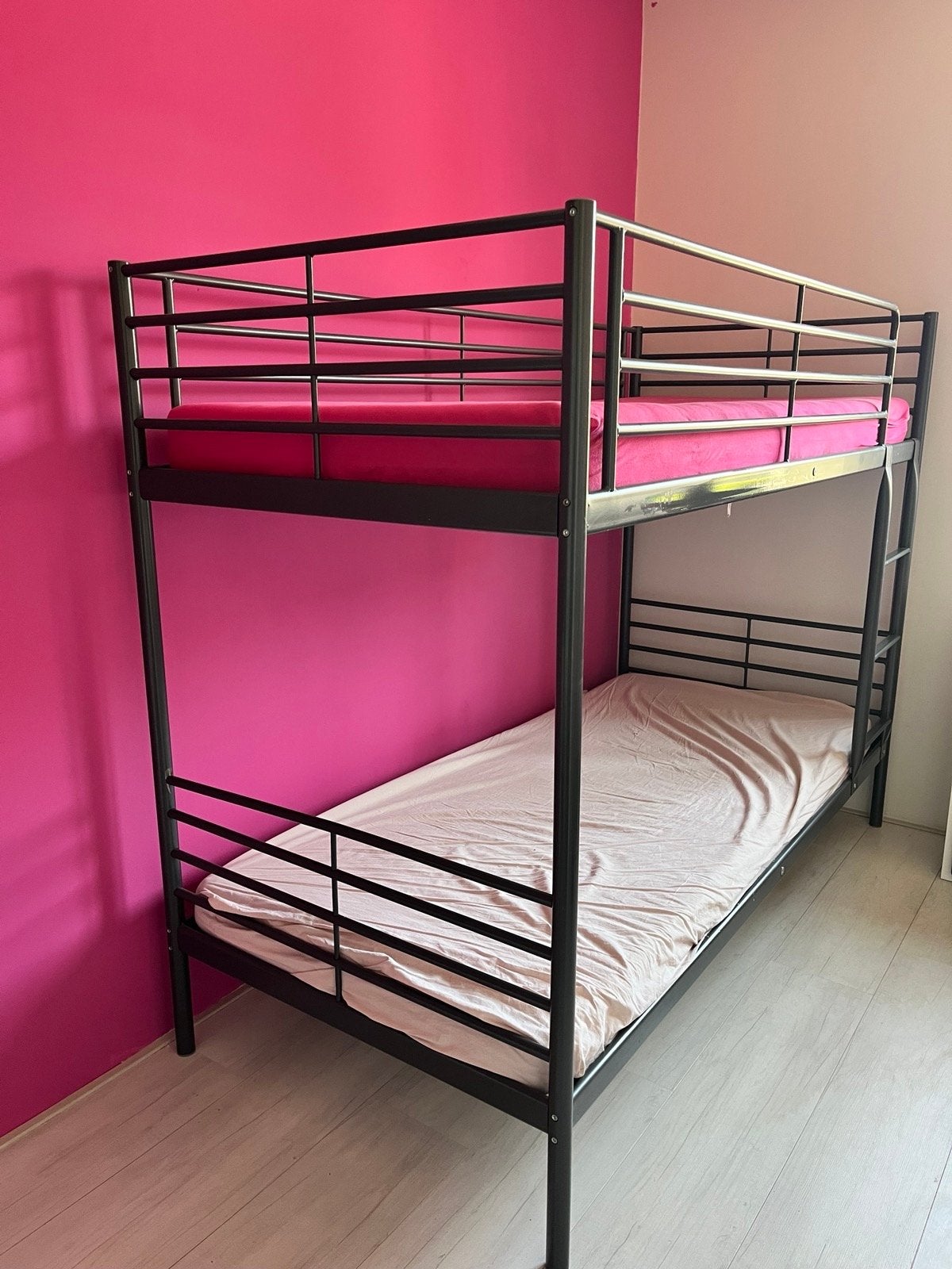 Metalen stapelbed - 205x65x165 cm, Huis en Inrichting, Slaapkamer | Stapelbedden en Hoogslapers, Ophalen, Gebruikt, 70 cm of minder