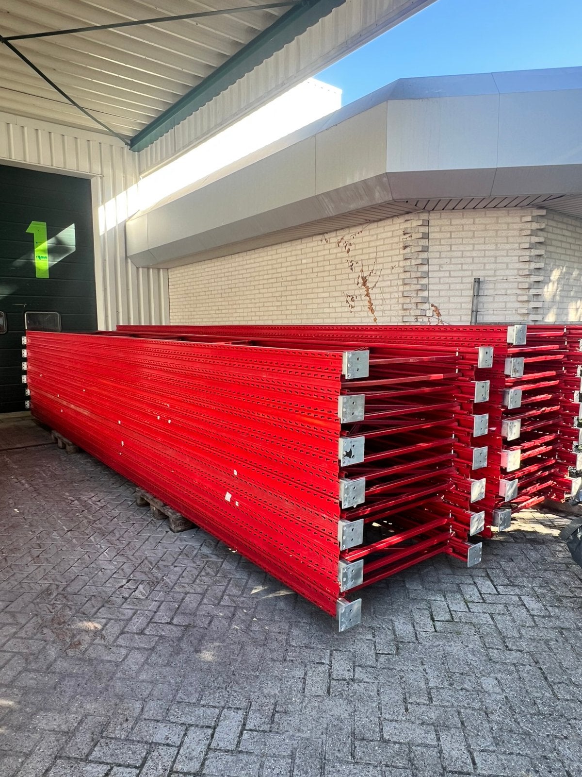 Partij Stow Palletstellingen 32 staanders 7m en 160 Liggers, Ophalen