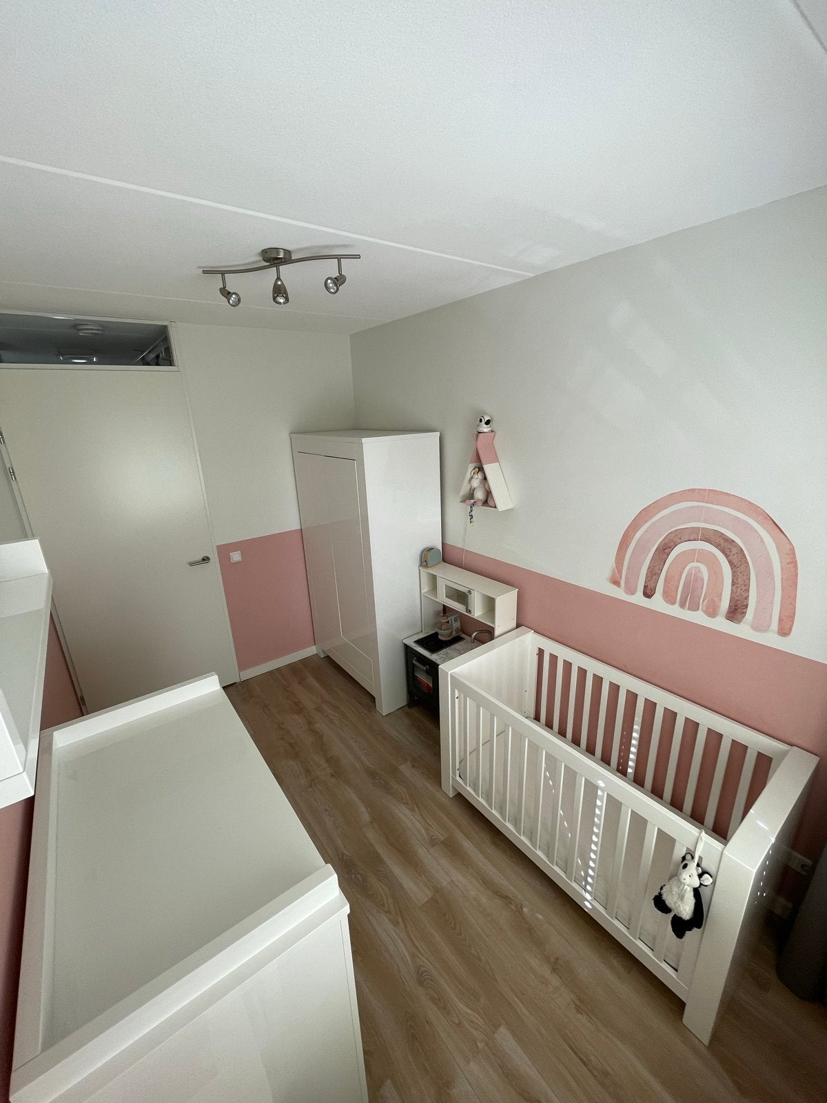 Kidsmill Alaska Hoogglans Wit Babykamer Set, Ophalen, Zo goed als nieuw, Jongetje of Meisje