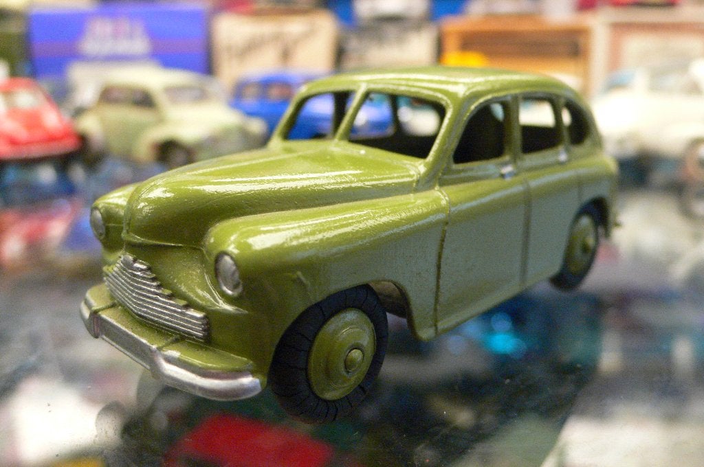 standard vanguard 1948-dinky toys engeland-repaint-1e type-, Verzenden, Gebruikt, Auto, Dinky Toys