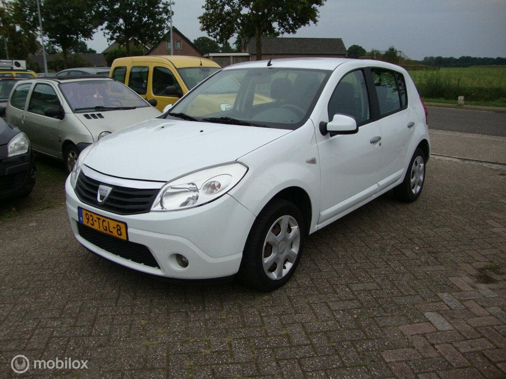 Dacia Sandero 1.2 Aniversare LPG onderbouw gpl autogas, Auto's, Dacia, Voorwielaandrijving, Euro 5, Gebruikt, 4 cilinders