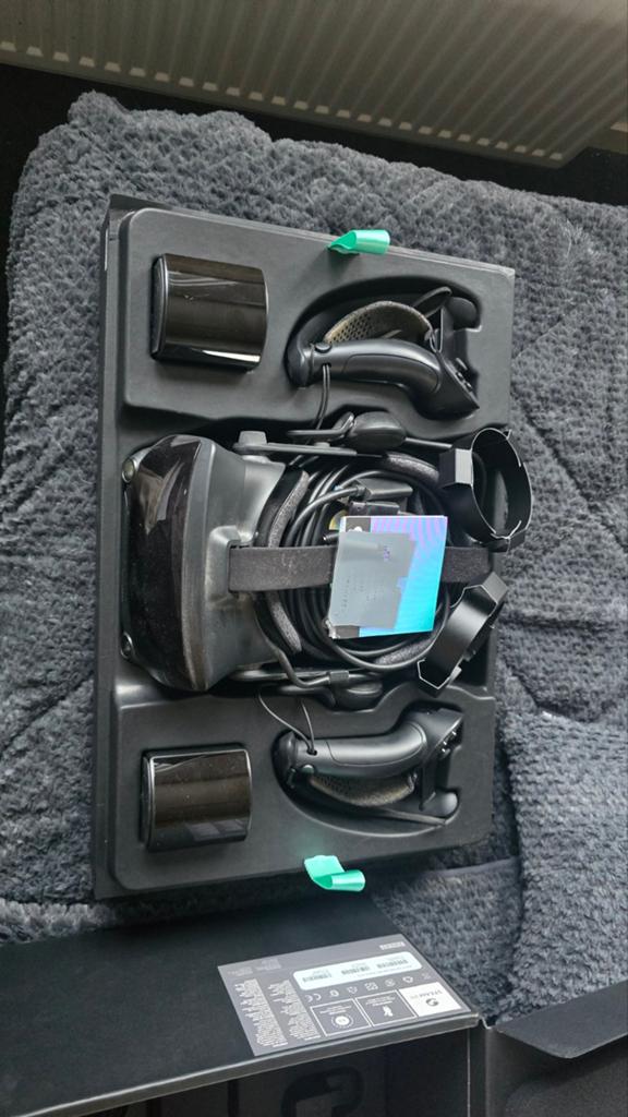 Valve Index VR Kit met Controllers en Basisstations, Spelcomputers en Games, Virtual Reality, Zo goed als nieuw, Pc, VR-bril, Ophalen of Verzenden