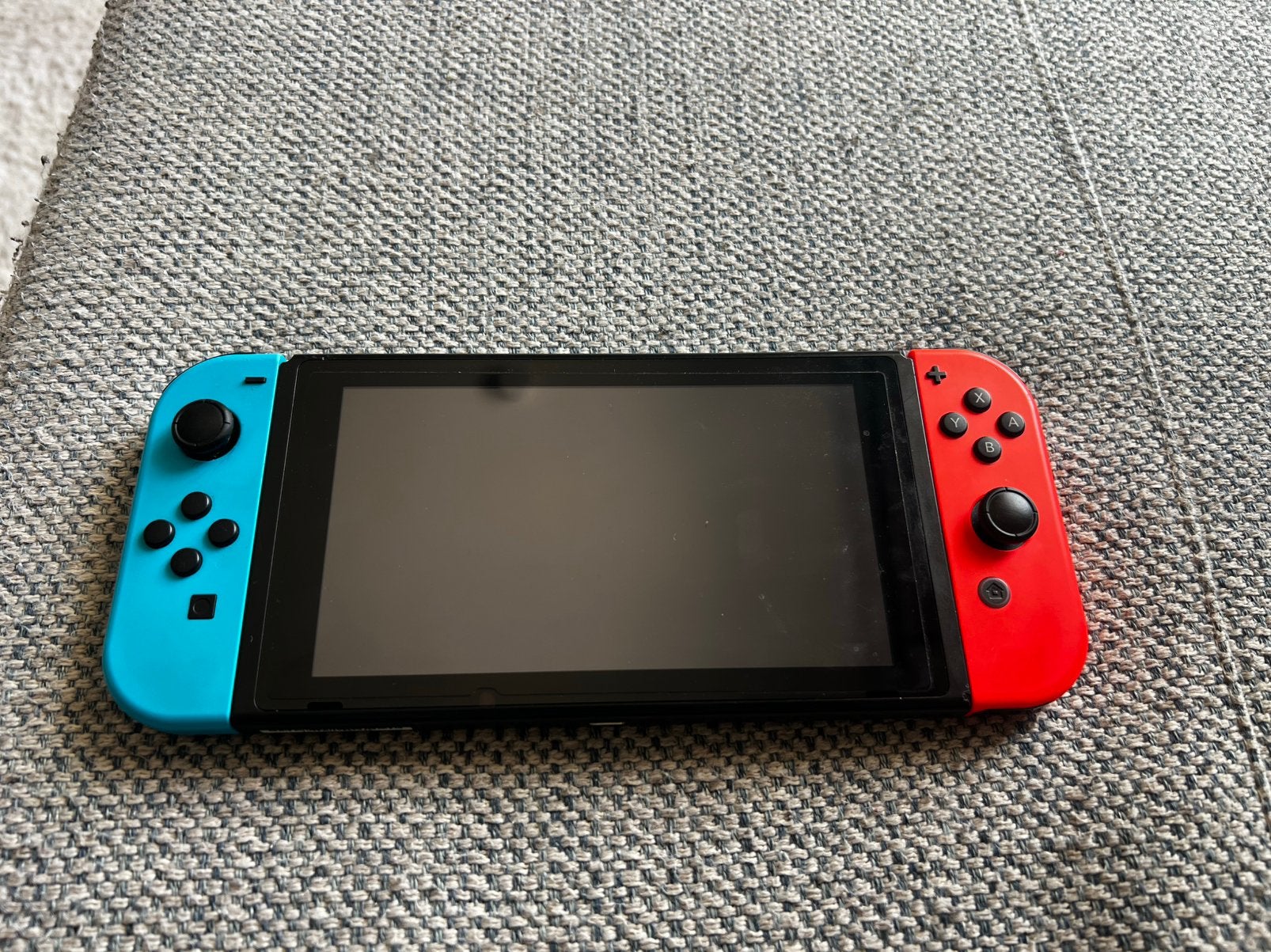 Nintendo Switch met oplader, Spelcomputers en Games, 2 spelers, Ophalen, Zo goed als nieuw, Overige genres