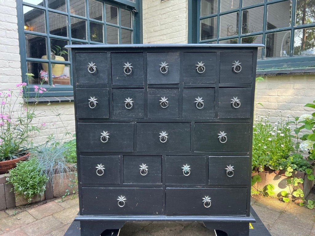 Massief houten ladenkast / apothekerskast – 19 laden – Zwart, Huis en Inrichting, Kasten | Ladekasten, Zo goed als nieuw, Minder dan 100 cm
