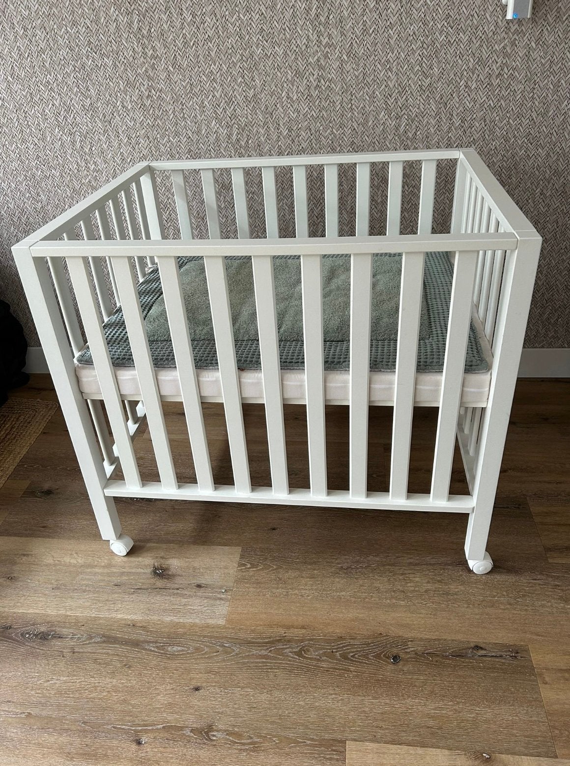 Box baby, Ophalen, Zo goed als nieuw