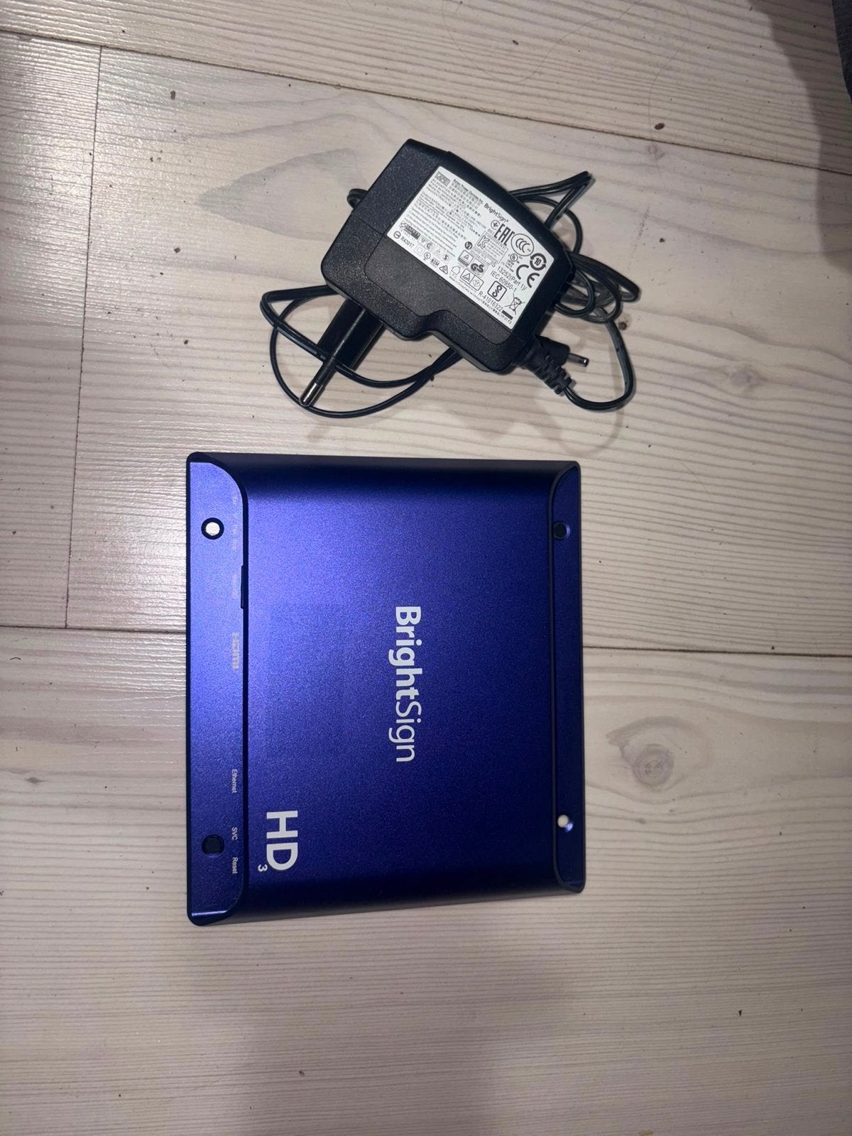 BrightSign HD3 HD223 Digitale Mediaspeler met Adapter, Audio, Tv en Foto, Ophalen of Verzenden, Zo goed als nieuw, HDMI, Zonder harde schijf