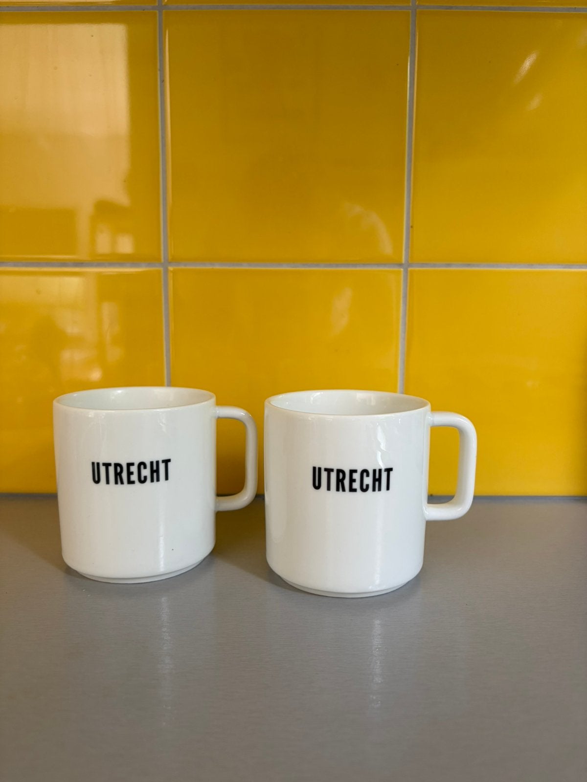 Twee Utrecht kopjes, Ophalen, Zo goed als nieuw, Overige stijlen, Kop(pen) en/of Schotel(s)