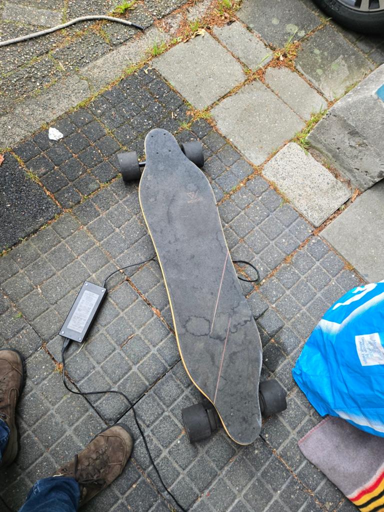 Wowgo elektrische longboard skateboard Werking onbekend, Fietsen en Brommers, Steps, Ophalen of Verzenden, Gebruikt, Elektrische step (E-scooter)
