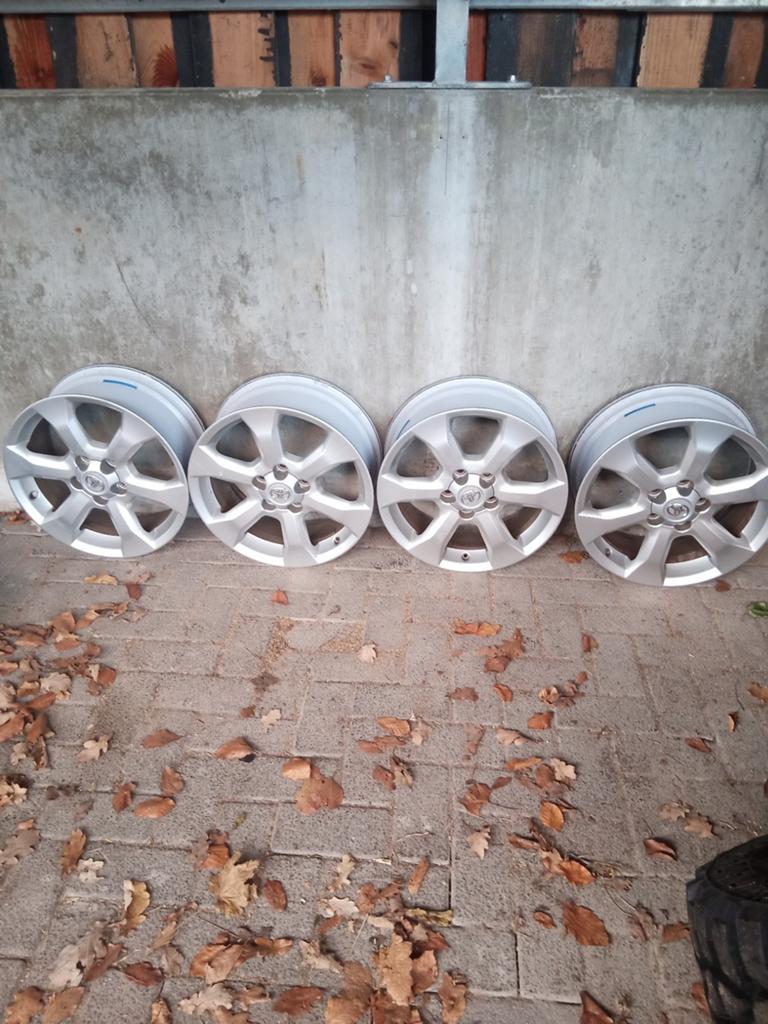 Velgen toyota landcruiser 17 inch, Ophalen, Gebruikt