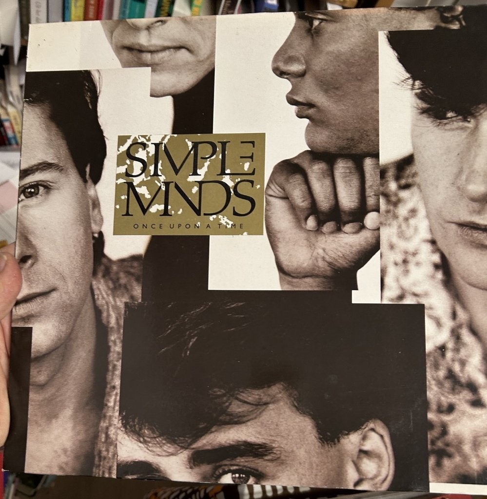 Simple Minds: Once upon a time (lp), Ophalen of Verzenden, Zo goed als nieuw, 12 inch, Poprock