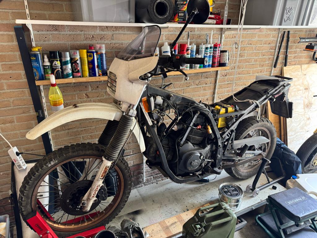Cagiva Elefant 650 (650 Pantah) - Project/Onderdelen, Motoren, 2 cilinders, Motorrijbewijs A, Gebruikt, Particulier