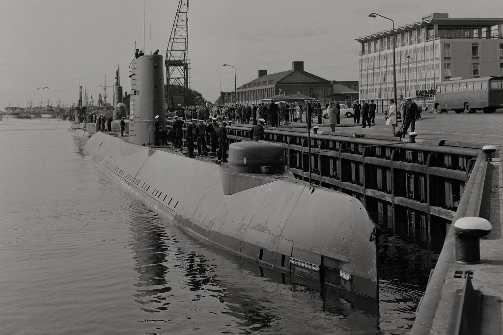 den helder , onderzeeboot, Verzamelen, Foto's en Prenten, 1960 tot 1980, Foto, Ophalen of Verzenden, Zo goed als nieuw