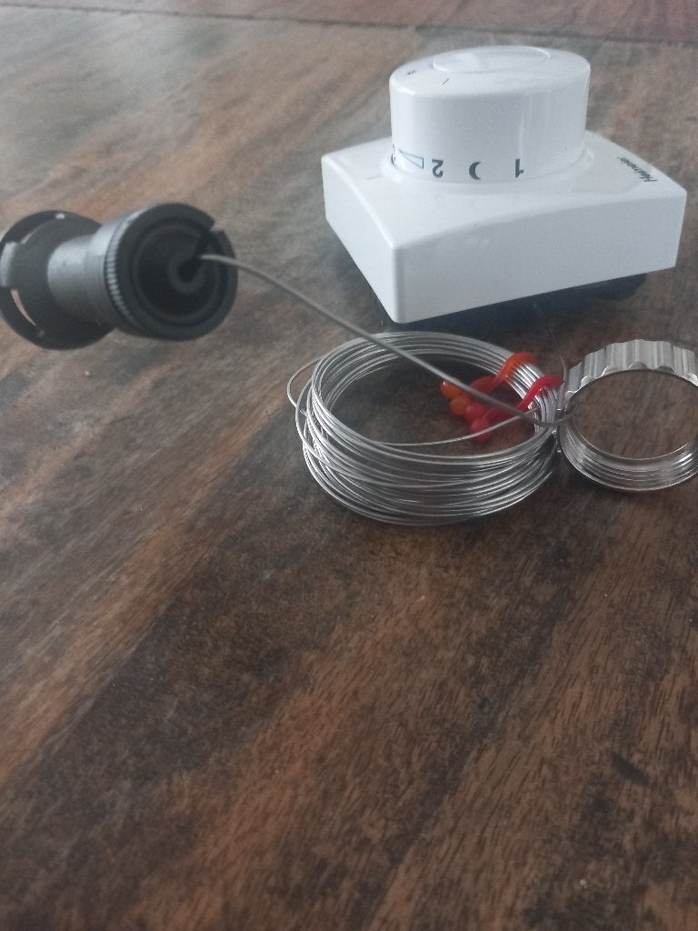18x Heimeier Thermolux F radiatorthermostaatknop. Zie foto,s, Thermostaat, Minder dan 30 cm, Nieuw, Minder dan 60 cm
