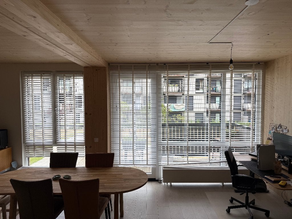 Witte houten jaloezieën, Huis en Inrichting, Stoffering | Gordijnen en Lamellen, Ophalen, Jaloezie, Gebruikt, Overige merken