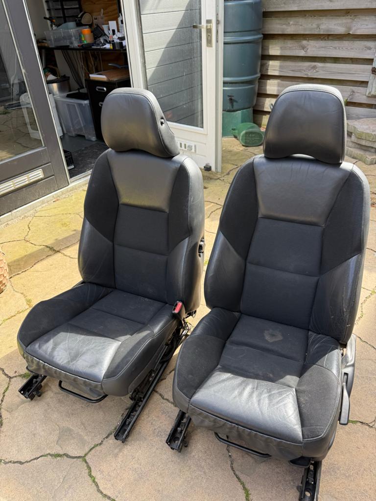 Volvo V70 half leder stoelen met stoelverwarming, Auto-onderdelen, Ophalen, Gebruikt, Volvo