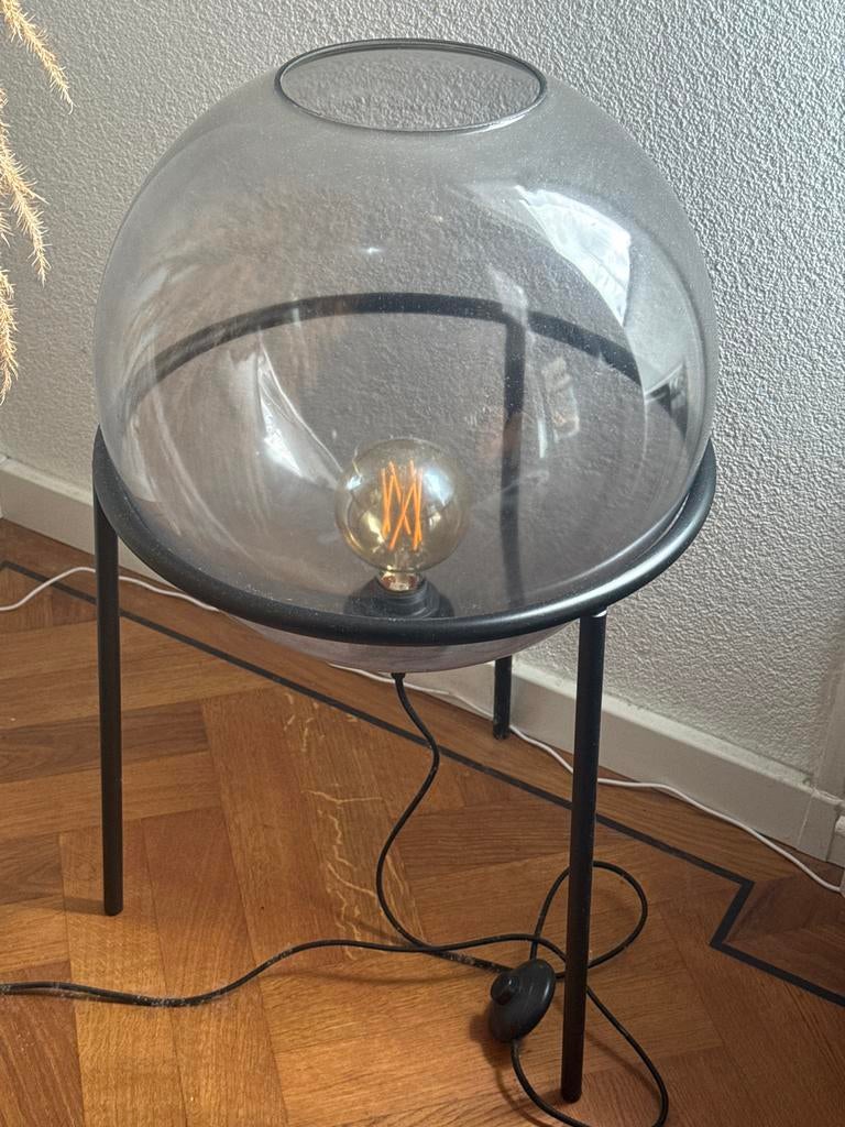 Staande bollamp, Huis en Inrichting, Lampen | Vloerlampen, Ophalen, Gebruikt, Glas, 100 tot 150 cm