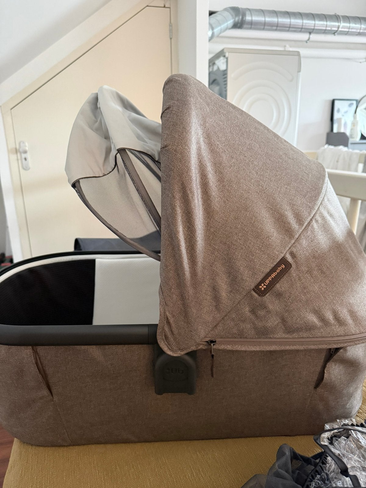 Uppababy Vista/Cruz V3 Reiswieg - Owen, Zo goed als nieuw, Combiwagen, Met reiswieg, Ophalen