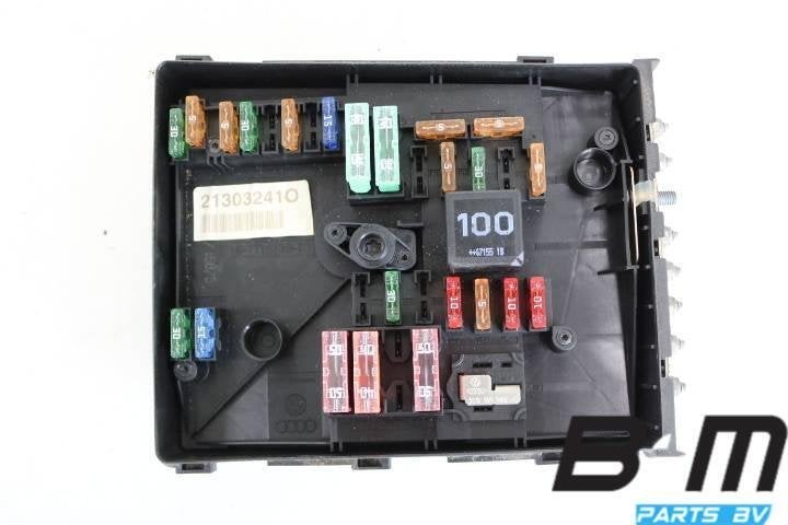 Zekeringkast in motorruimte VW Golf Plus 1K0937125A, Gebruikt