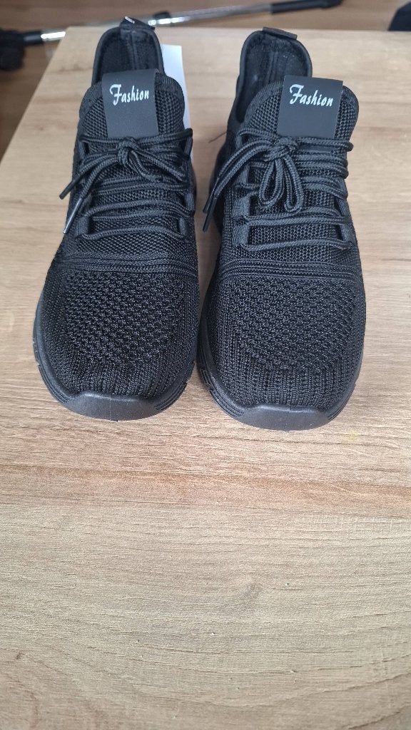 lichte sneakers, Kleding | Dames, Zwart, Nieuw, Ophalen of Verzenden, Sneakers of Gympen