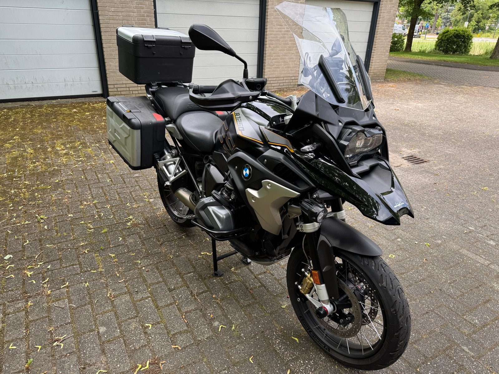 BMW R 1250 GS - Top Enduro met Complete Uitrusting, Motoren, Motoren | BMW, 2 cilinders, Motorrijbewijs A, Gebruikt, Particulier