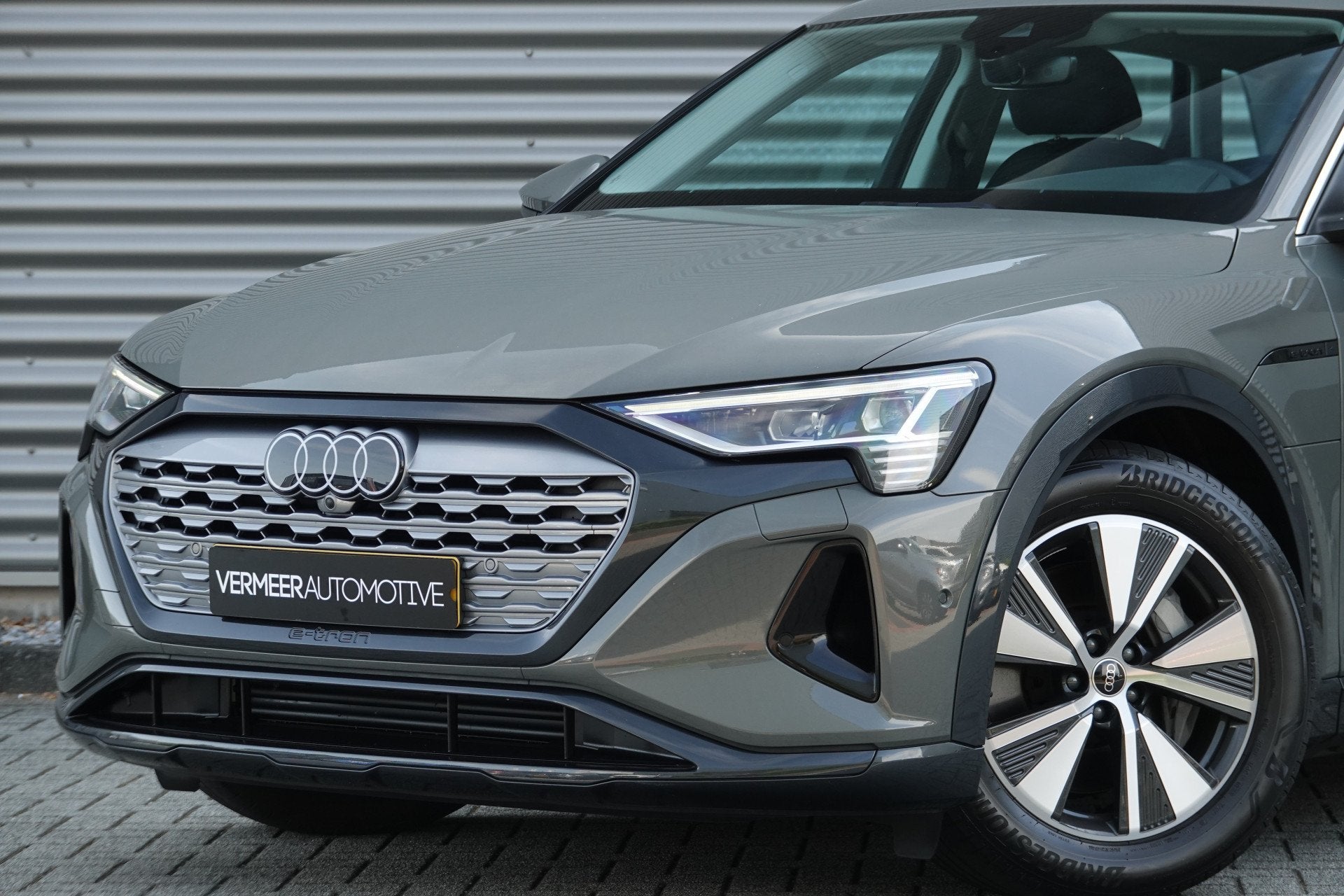 Audi Q8 e-tron 50 quattro Edition 95 kWh | Trekhaak | Luchtv, Automaat, Stof, Zwart, Origineel Nederlands