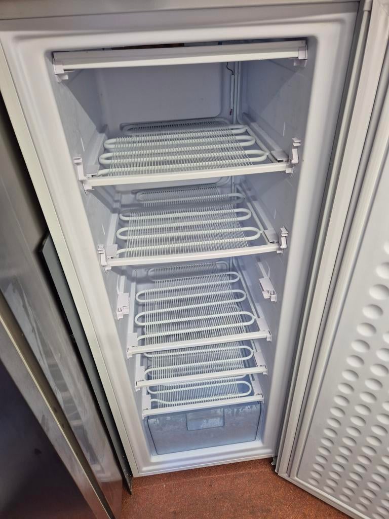 te koop vriezer, Witgoed en Apparatuur, Vriezers en Diepvrieskisten, Ophalen, Minder dan 60 cm