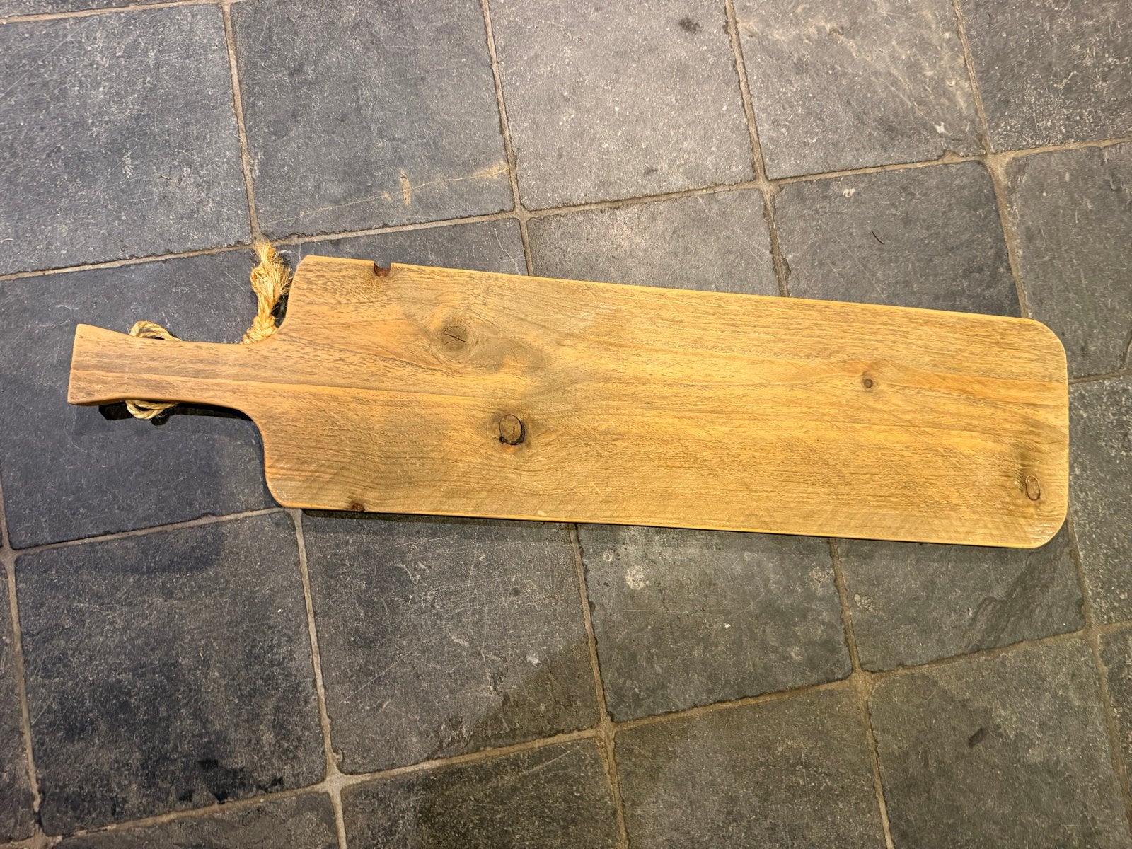 Grote houten Tapasplank 75x18,5 cm, Hout, Snij-/serveerplank, Ophalen of Verzenden, Zo goed als nieuw