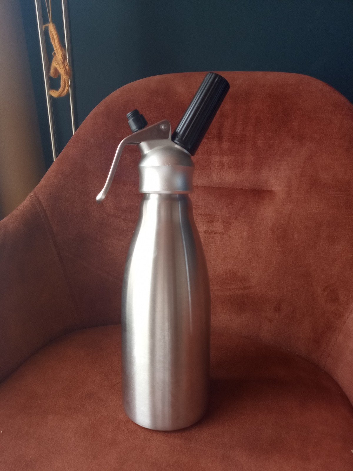 Kayser Austria 1 liter slagroomspuit - Goede staat, Huis en Inrichting, Zilver, Ophalen of Verzenden, Metaal, Overige merken