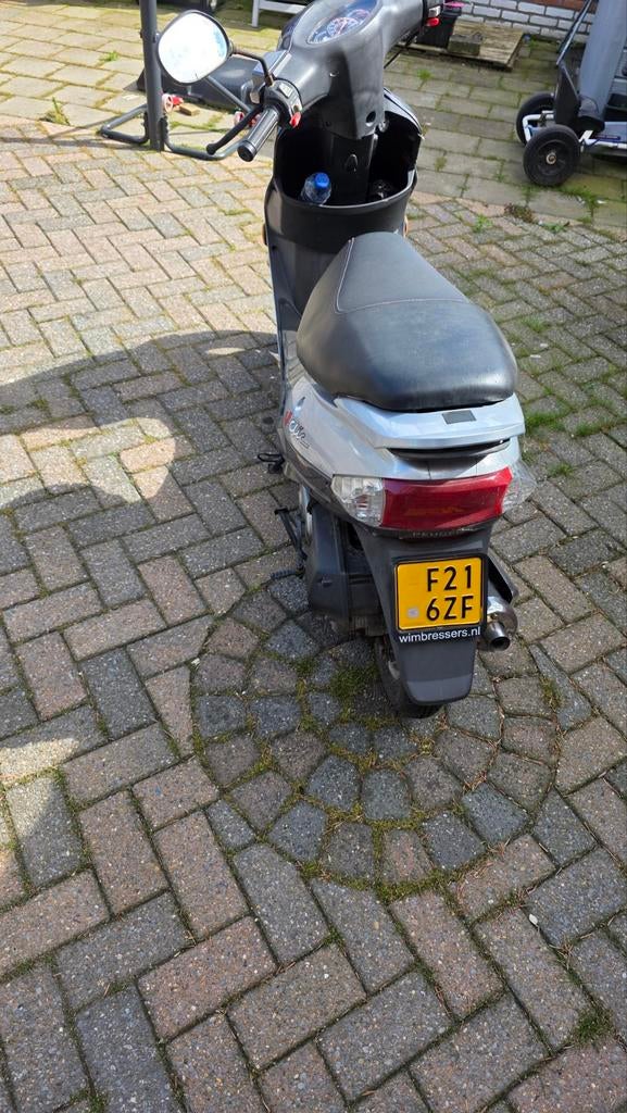 Peugeot  scooter 2014 - Goed onderhouden, Ophalen of Verzenden, Gebruikt, Benzine, Overige modellen