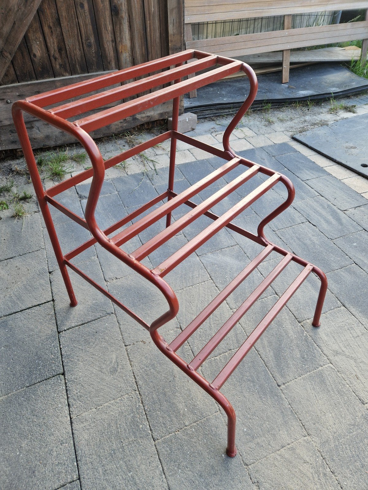 Metalen plantenrek/bloemenrek - rood, Huis en Inrichting, Kasten | Schoenenrekken, Gebruikt, Ophalen of Verzenden