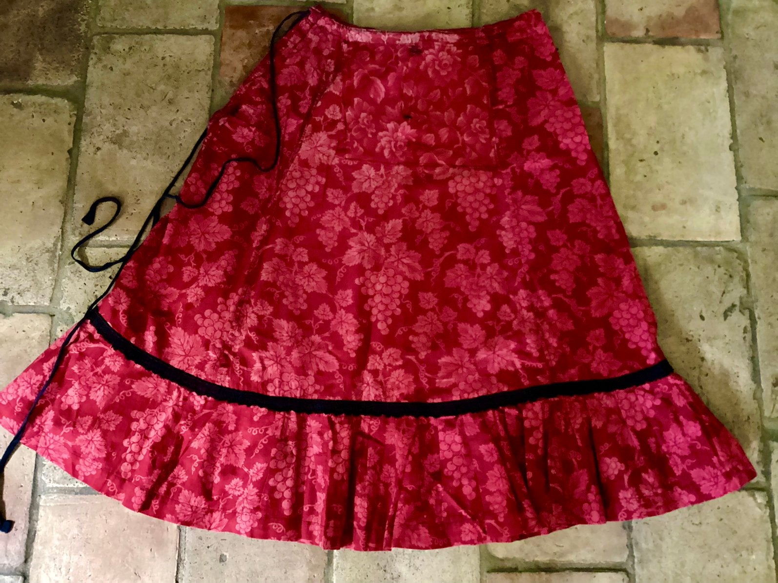 antiek rood onder- en beddengoed., Ophalen of Verzenden
