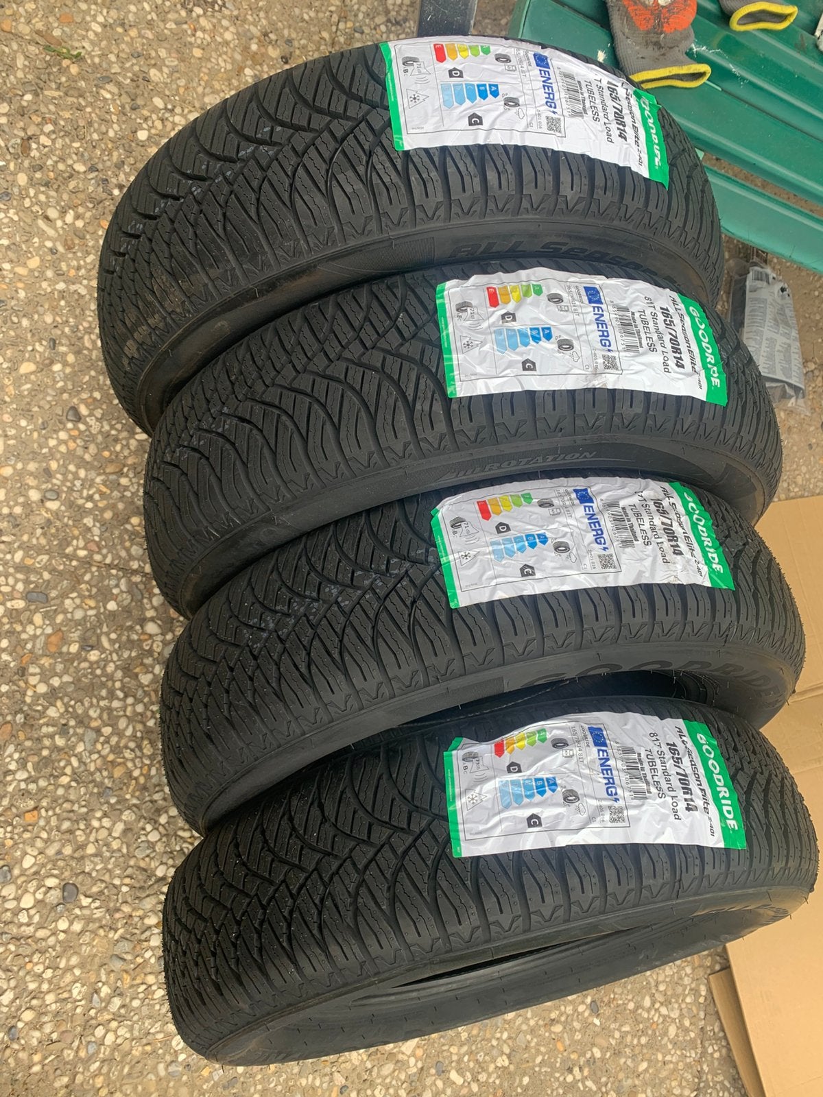 Autobanden 165/70R14. 4stuks, Ophalen, Nieuw