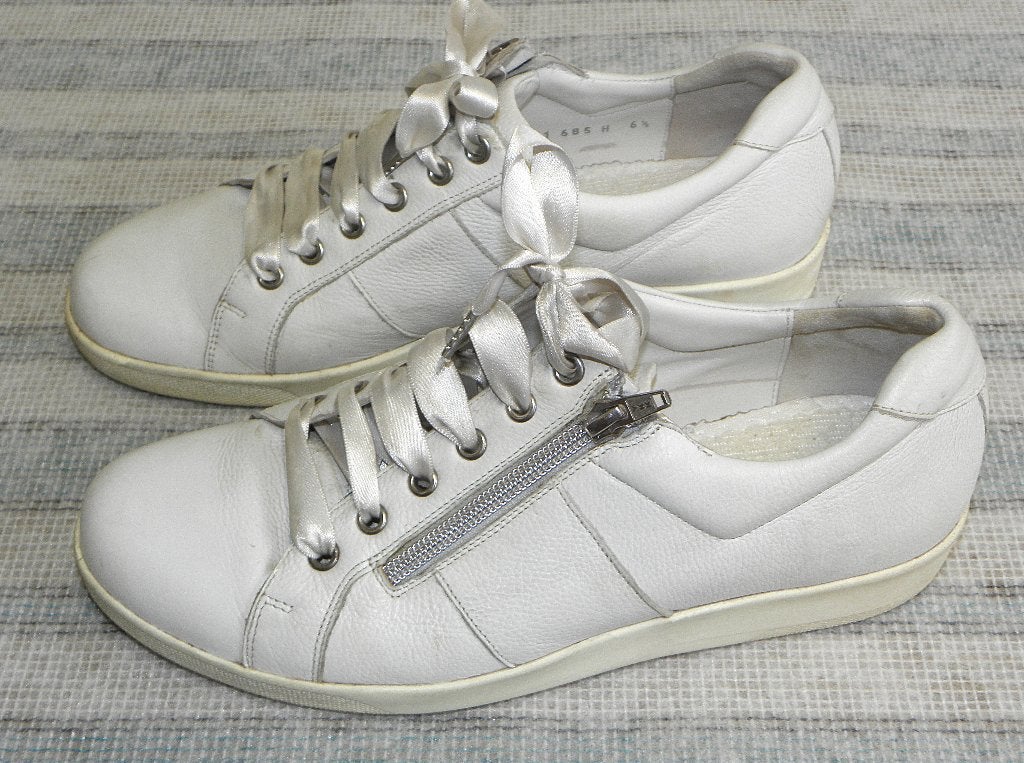 Nette Durea Sneakers maat 6½ (40) wijdte H, Kleding | Dames, Schoenen, Durea, Wit, Ophalen of Verzenden, Sneakers of Gympen