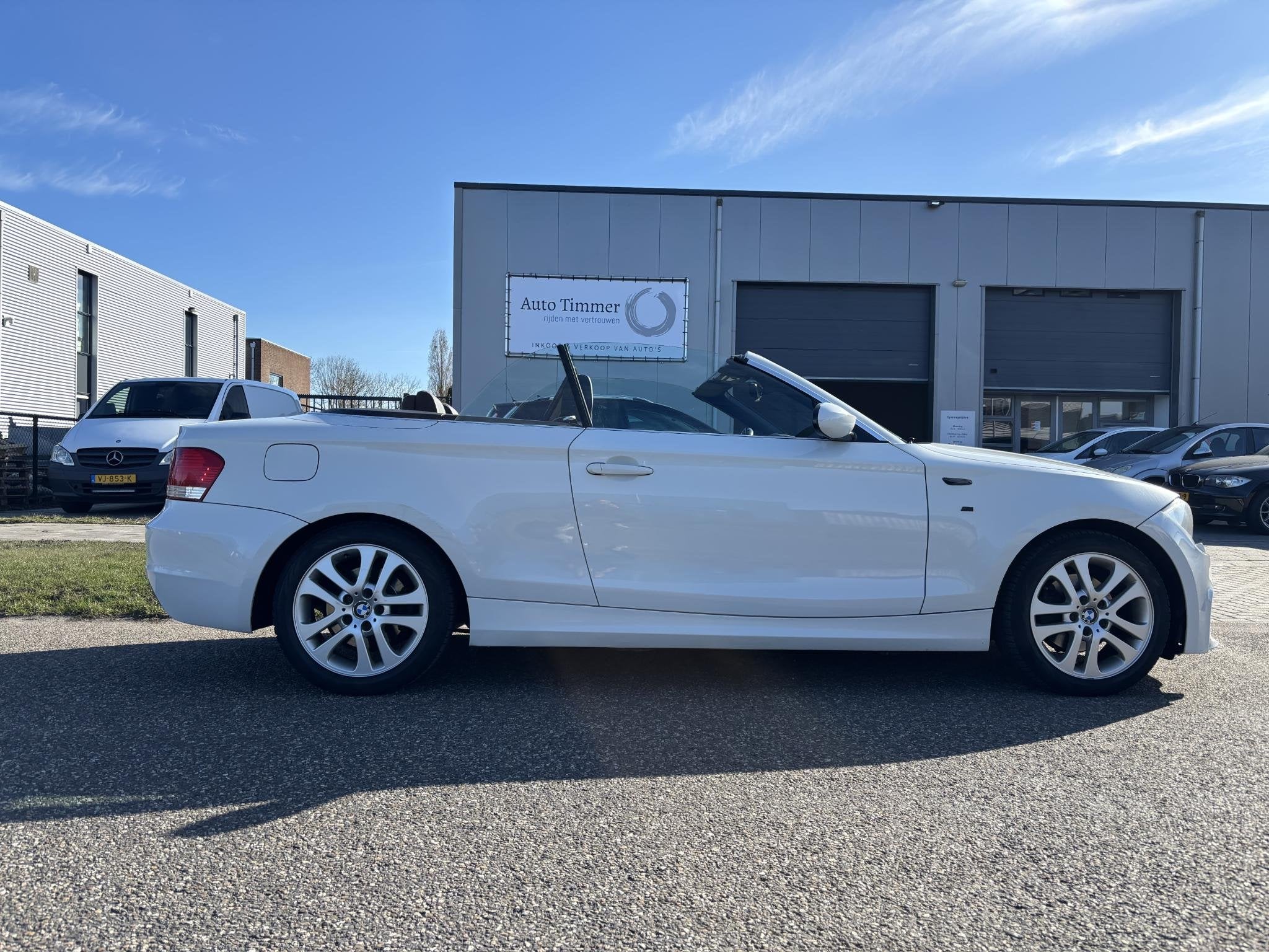 BMW 1-serie Cabrio 125i APK NIEUW M125 CABRIO UNIEK! HANDGES, Auto's, BMW, 1-Serie, Euro 5, Achterwielaandrijving, Gebruikt