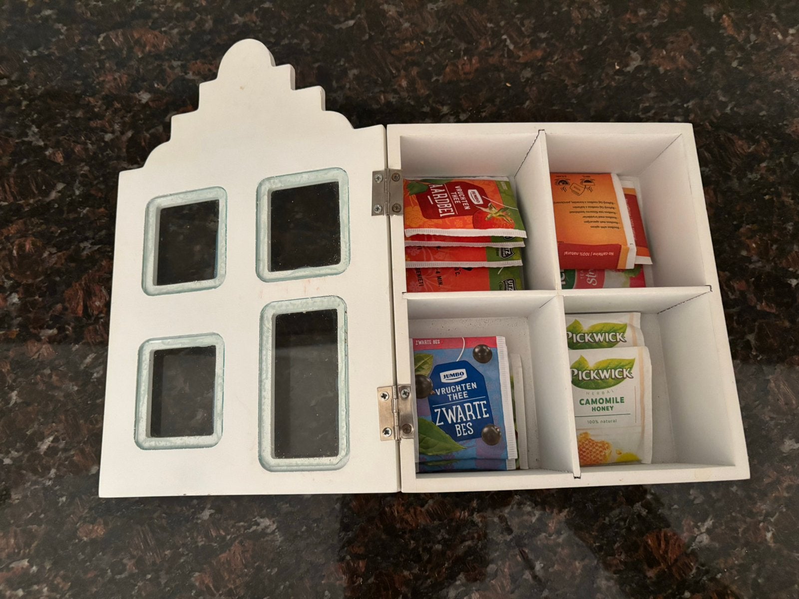 Hele leuke theedoos grachtenpandje, Ophalen of Verzenden