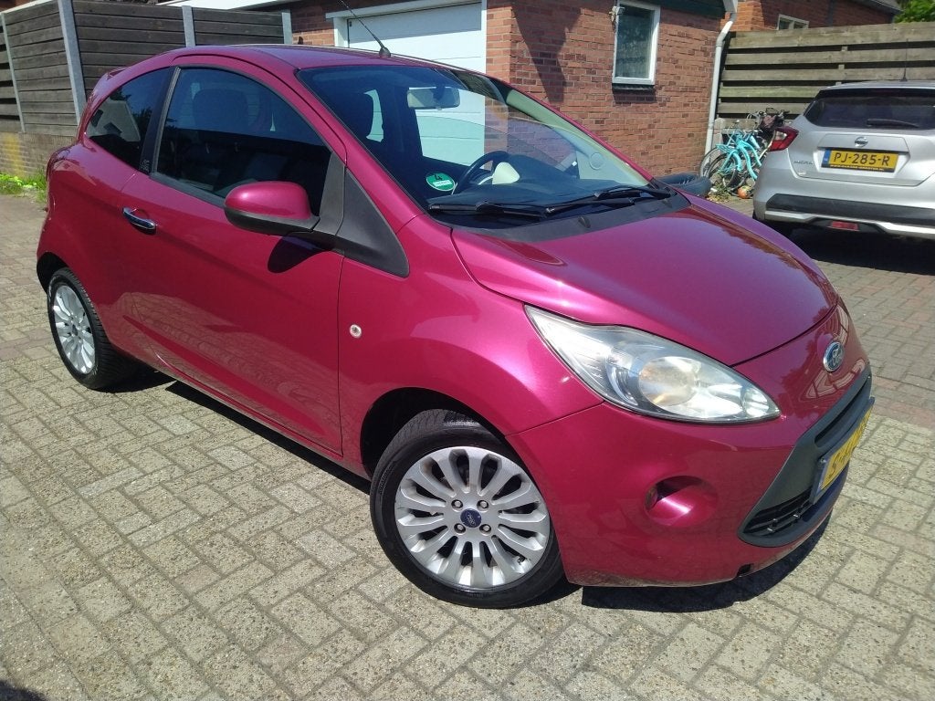 Ford Ka 1.2 Titanium (bj 2010), Auto's, Gebruikt, 1242 cc, 4 cilinders, 4 stoelen