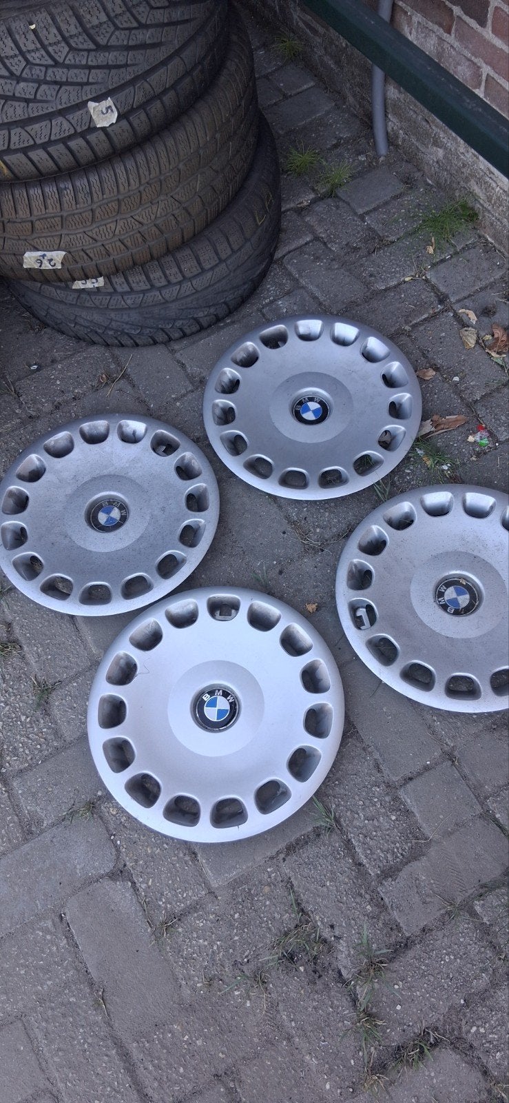 Set van 4 BMW wieldoppen, Auto diversen, Wieldoppen, Ophalen, Gebruikt
