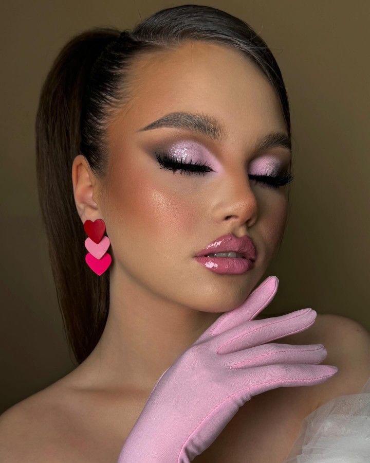 Make-up Model gezocht (betaald), Ophalen, Zwart, Ogen