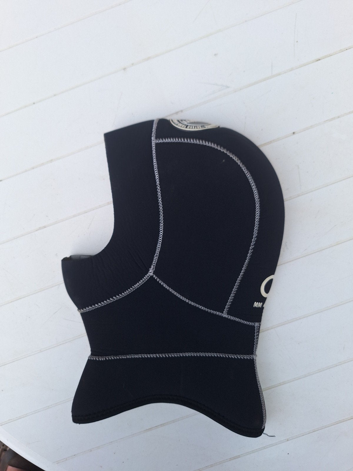 Santi hood cap 9MM maat m, Watersport en Boten, Ophalen of Verzenden, Zo goed als nieuw, Duikpak