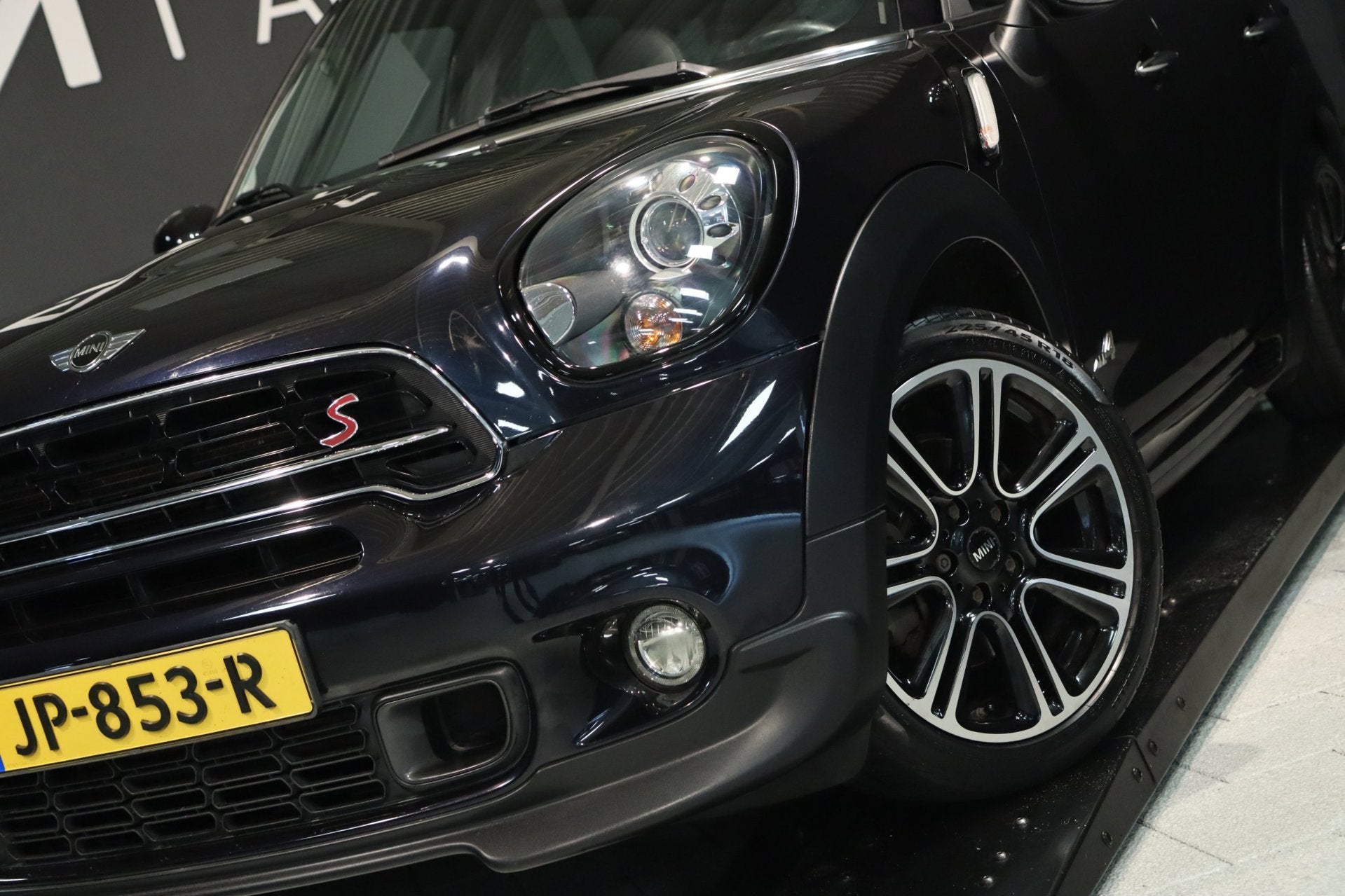 Mini Countryman 1.6 Cooper S ALL4 Chili / PANO / KEYLESS / H, Auto's, Automaat, Dealer onderhouden, Zwart, Vierwielaandrijving