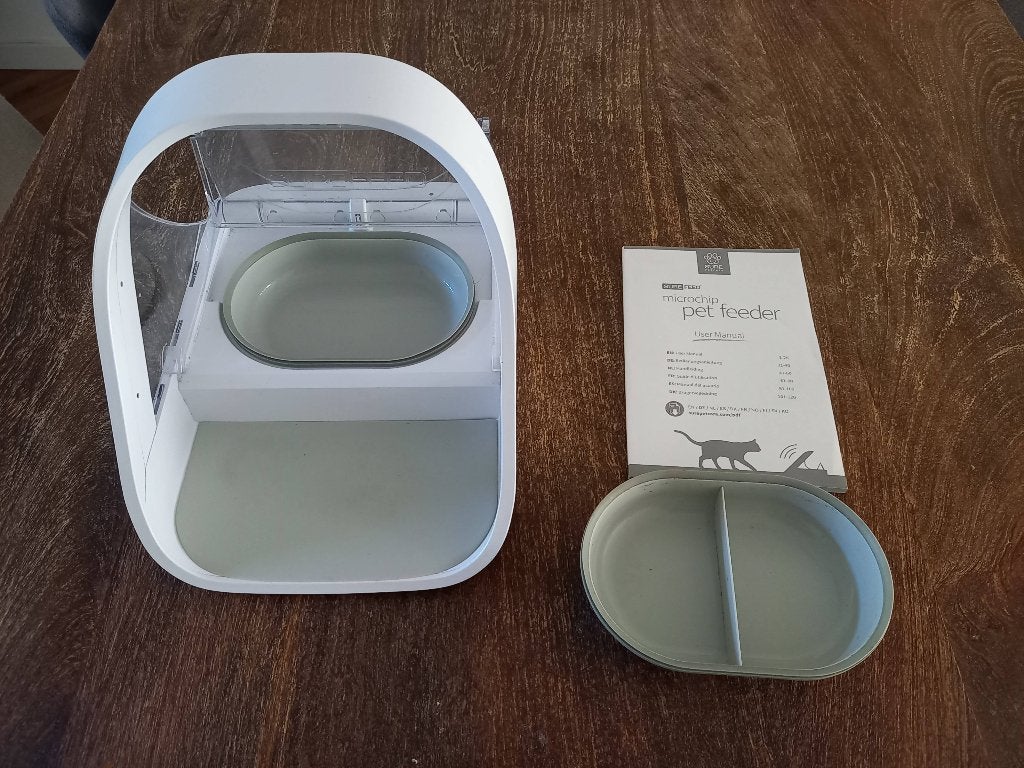 Surefeed - voerbak met microchiplezer, Ophalen of Verzenden, Automatisch, Gebruikt