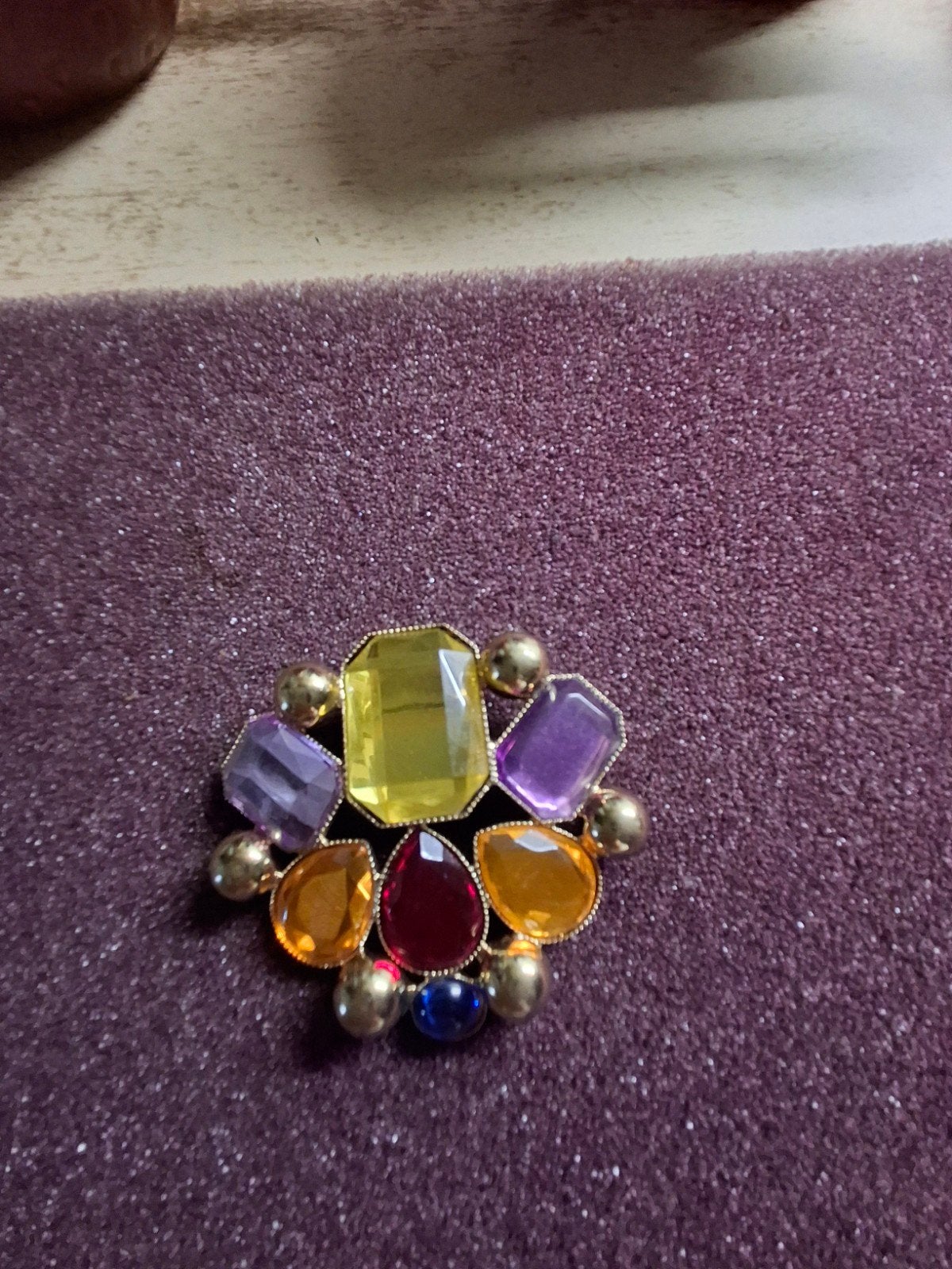 Broche, Ophalen, Overige materialen