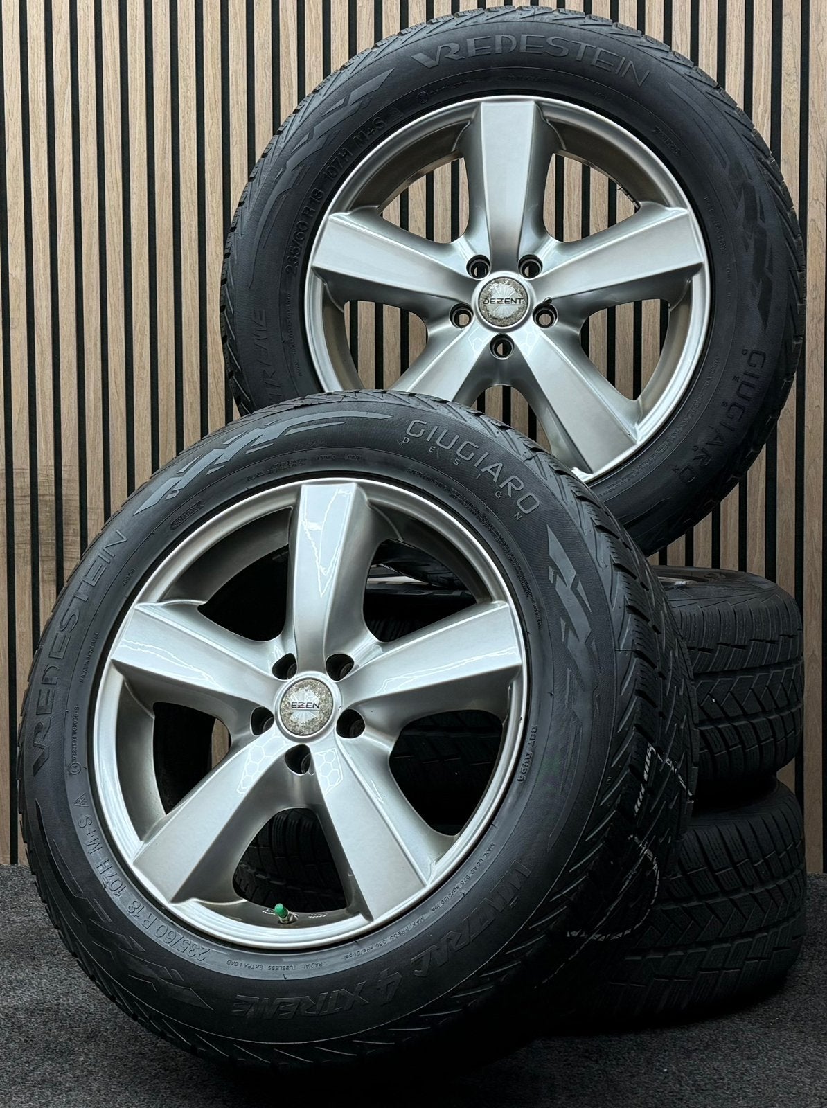 18 inch Dezent TX - Land Rover Discovery Sport 5x108 TPMS, Ophalen, 18 inch, ., Banden en Velgen