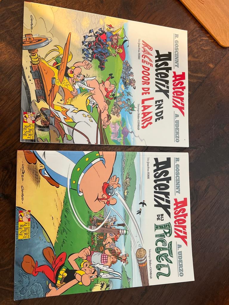 Asterix en de Race door de Laars & Asterix en de Picten, Meerdere stripboeken, Ophalen of Verzenden, Zo goed als nieuw