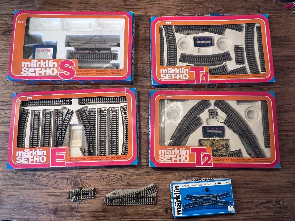 Marklin HO sets + 2 spoortunnels, Ophalen, Wisselstroom, Rails, Zo goed als nieuw