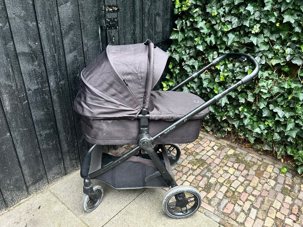 Maxi Cosi Street + 2023, Ophalen, Zo goed als nieuw, Combiwagen, Met reiswieg