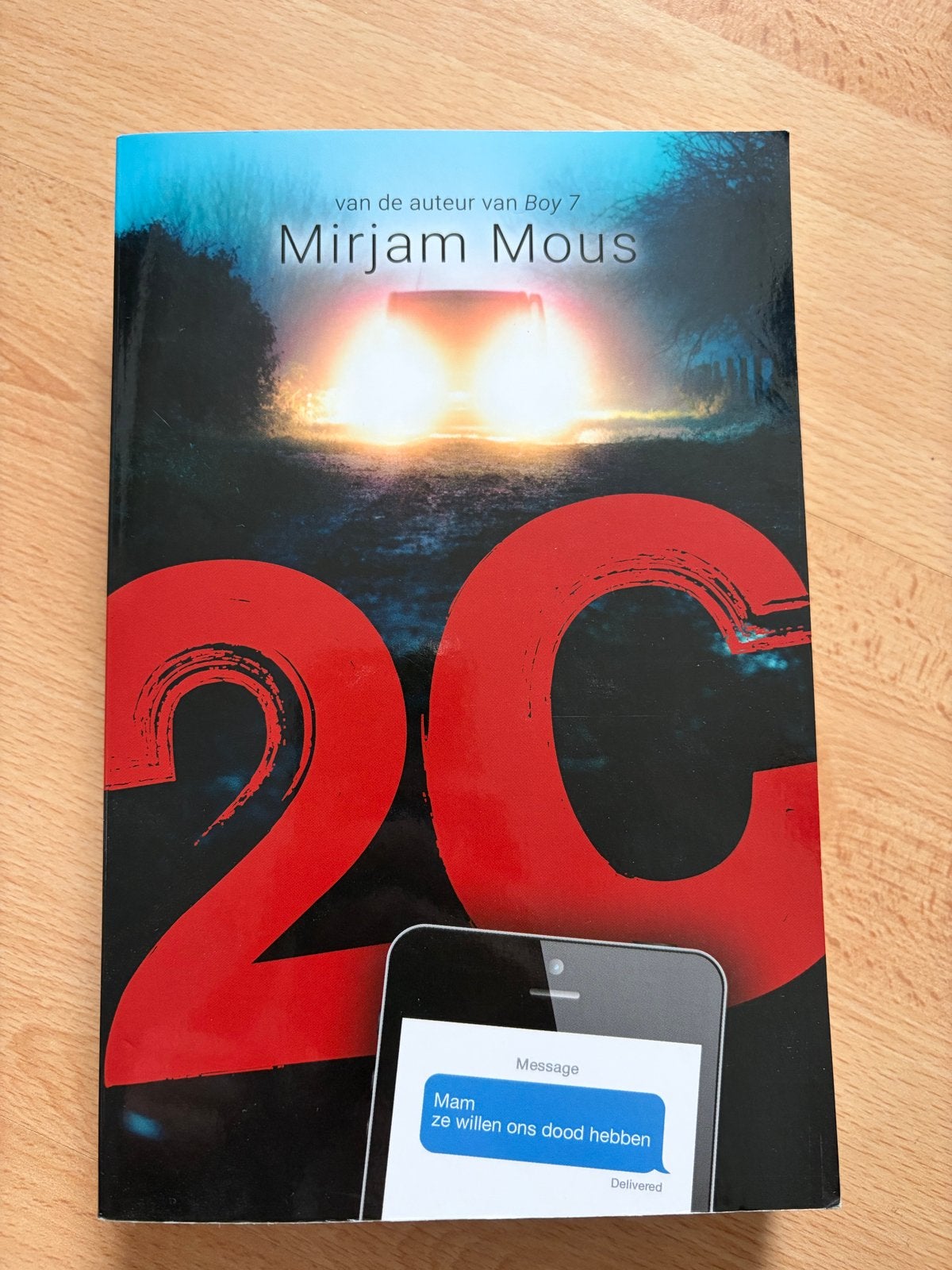 2C - Mirjam Mous (Best of YA), Boeken, Ophalen of Verzenden, Zo goed als nieuw, Nederland