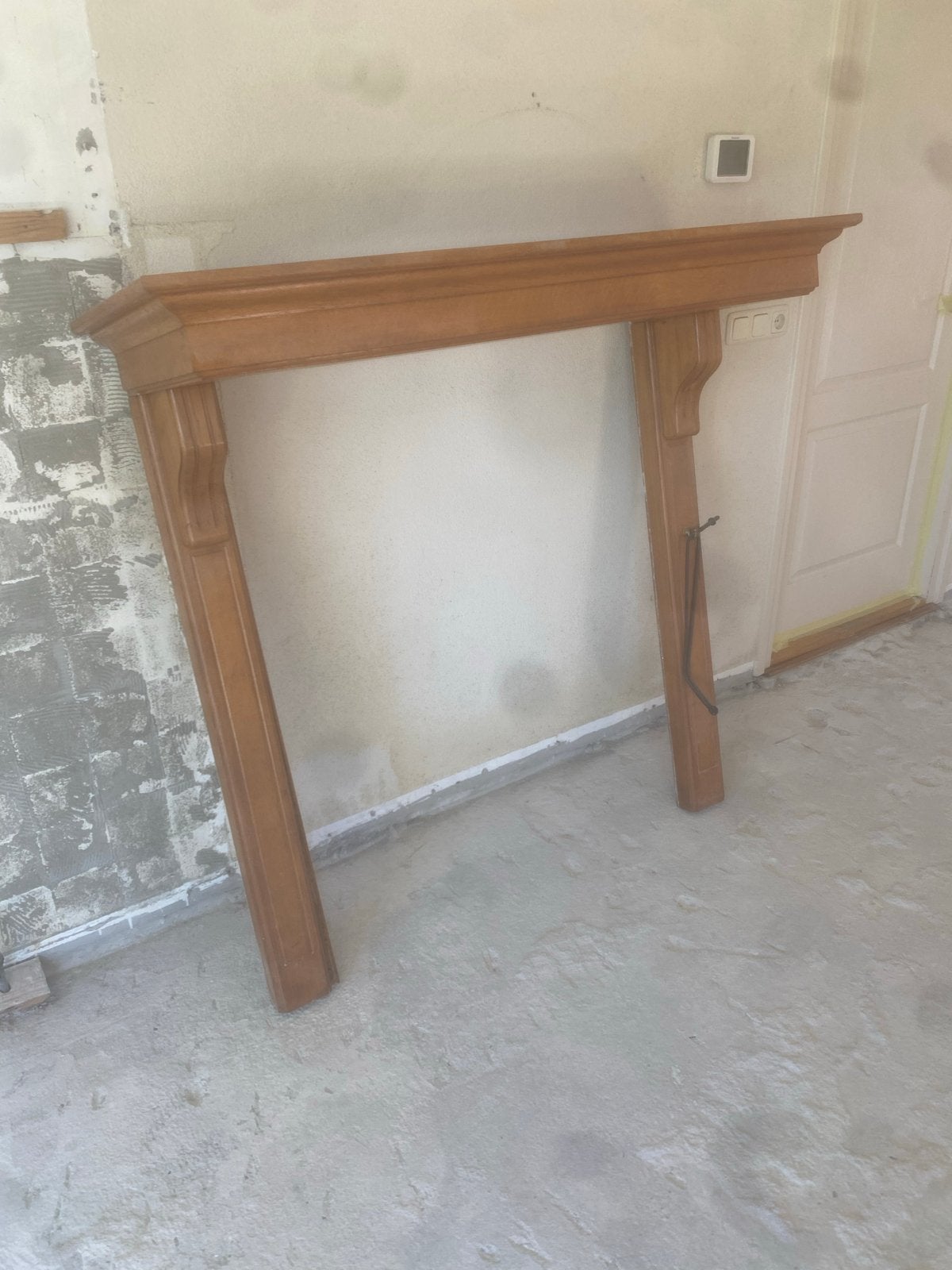 Eikenhouten Schoorsteenmantel - 139x50x136cm, Ophalen, Gebruikt, Vrijstaande haard, Overige soorten