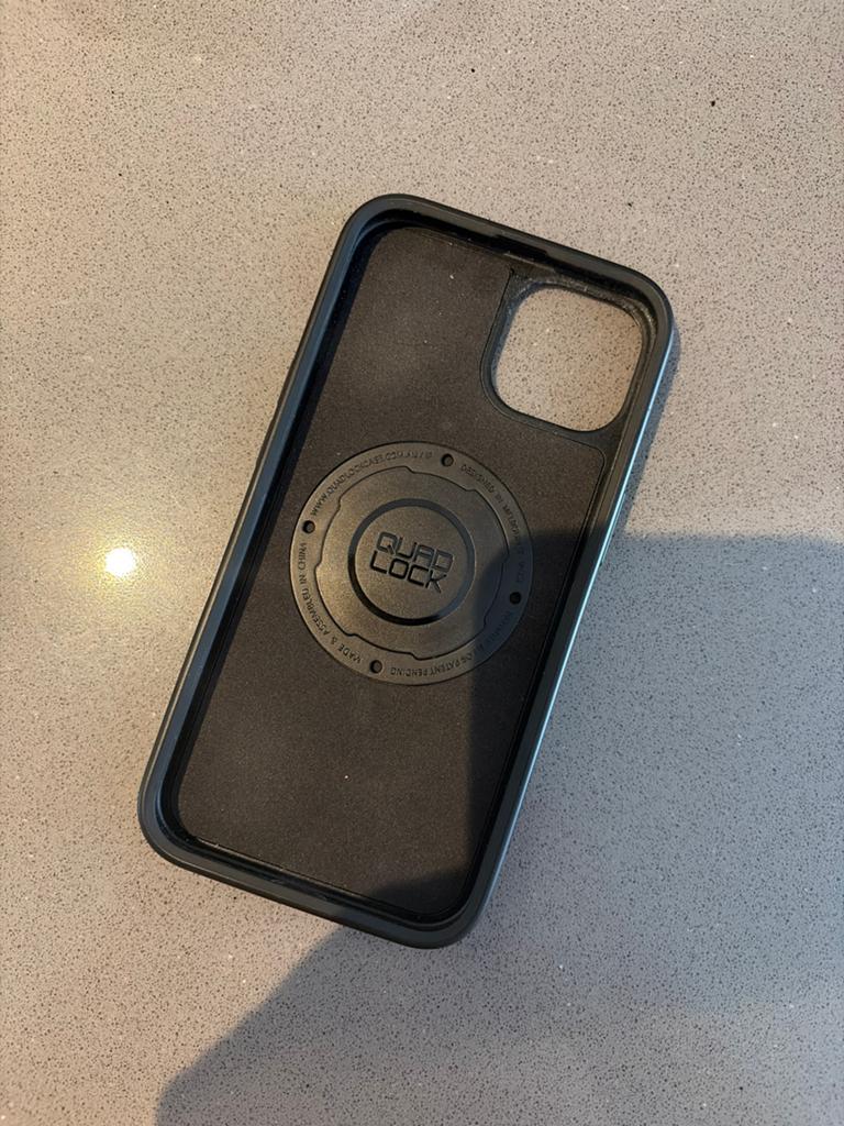 Quad Lock Hoesje voor iPhone 13, Telecommunicatie, Mobiele telefoons | Hoesjes en Frontjes | Apple iPhone, Gebruikt, Quad Lock